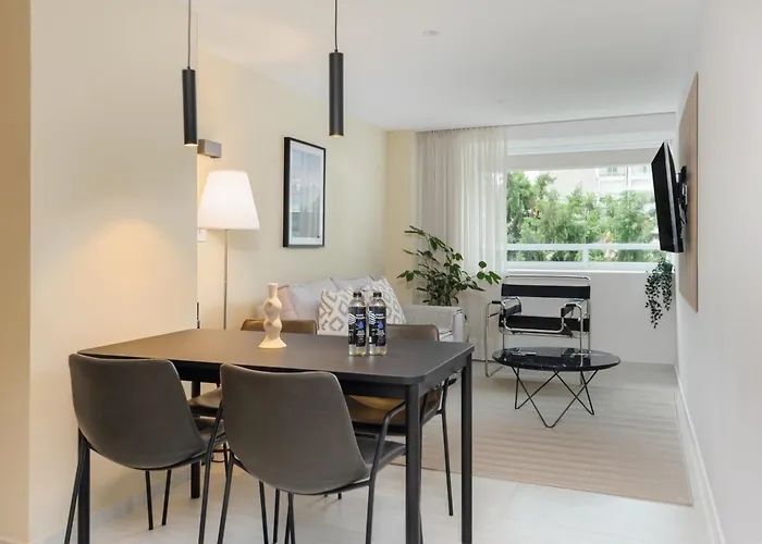 Roma 168 By Wynwood House 3*
