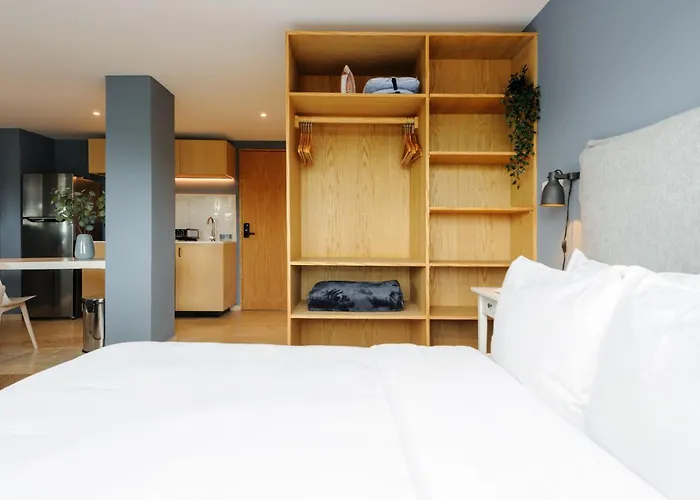 Roma 168 By Wynwood House Aparthotel 3*