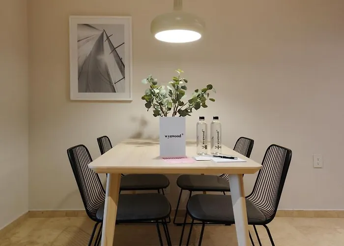Roma 168 By Wynwood House Aparthotel 3*