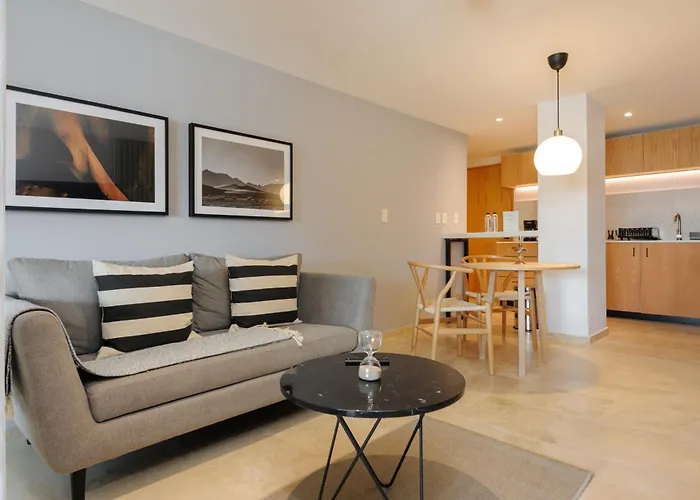 Roma 168 By Wynwood House 3* Mexico City