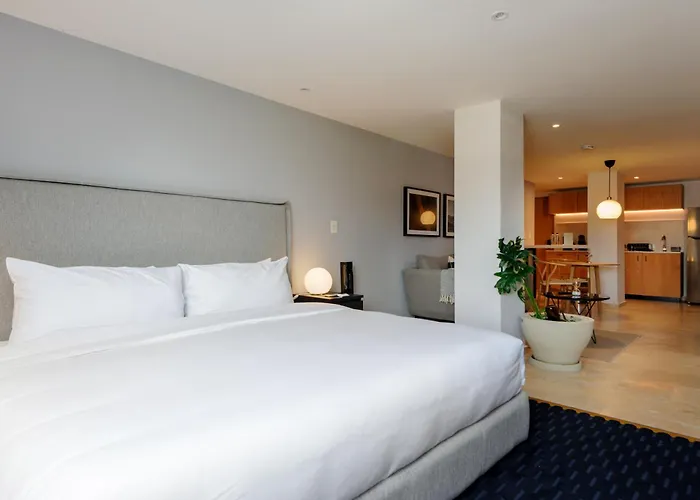 Roma 168 By Wynwood House 3*
